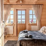 Apart Otel Czorna U Chocykow & 3*