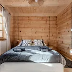 Czorna U Chocykow & Apart Otel