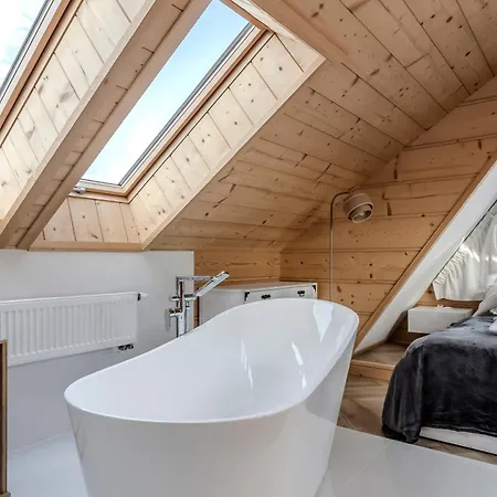 Czorna U Chocykow & מלון דירות