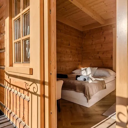 Czorna U Chocykow & 3*