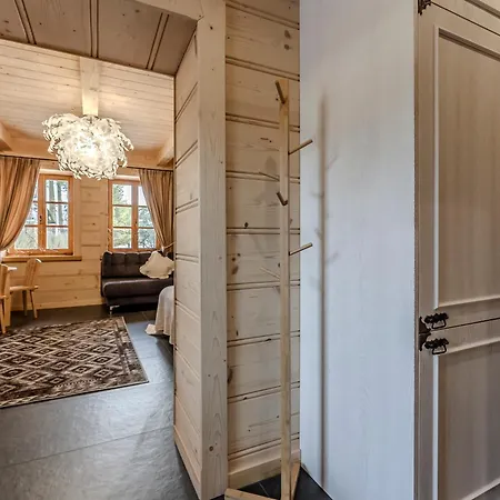 Czorna U Chocykow & 3*